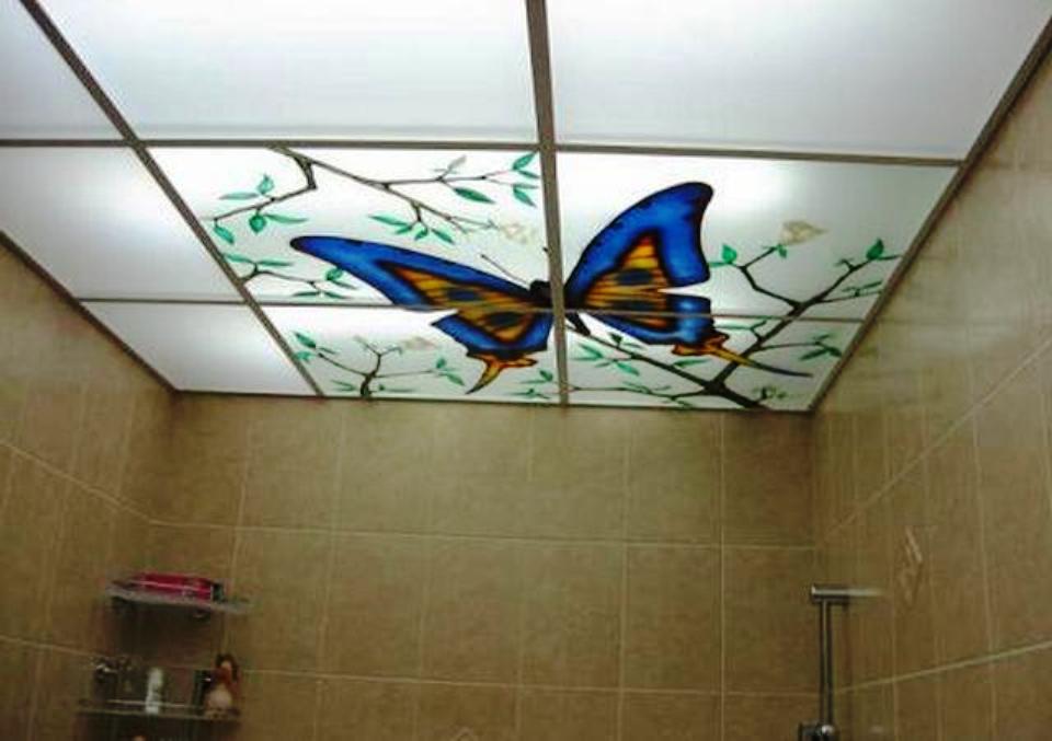 Натяжной потолок в ванную комнату в Минске